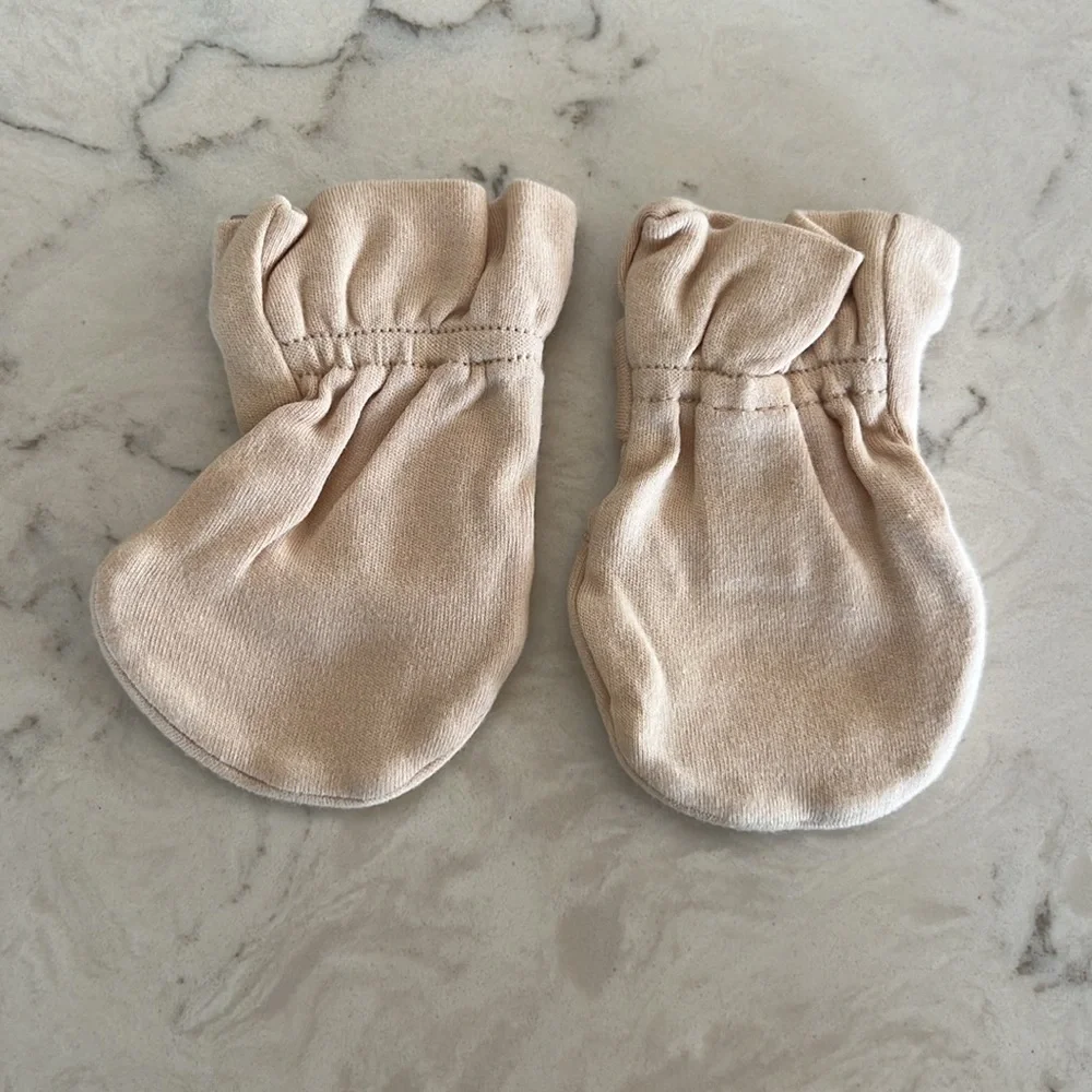 Goumi Stay On Mittens 0-3 months